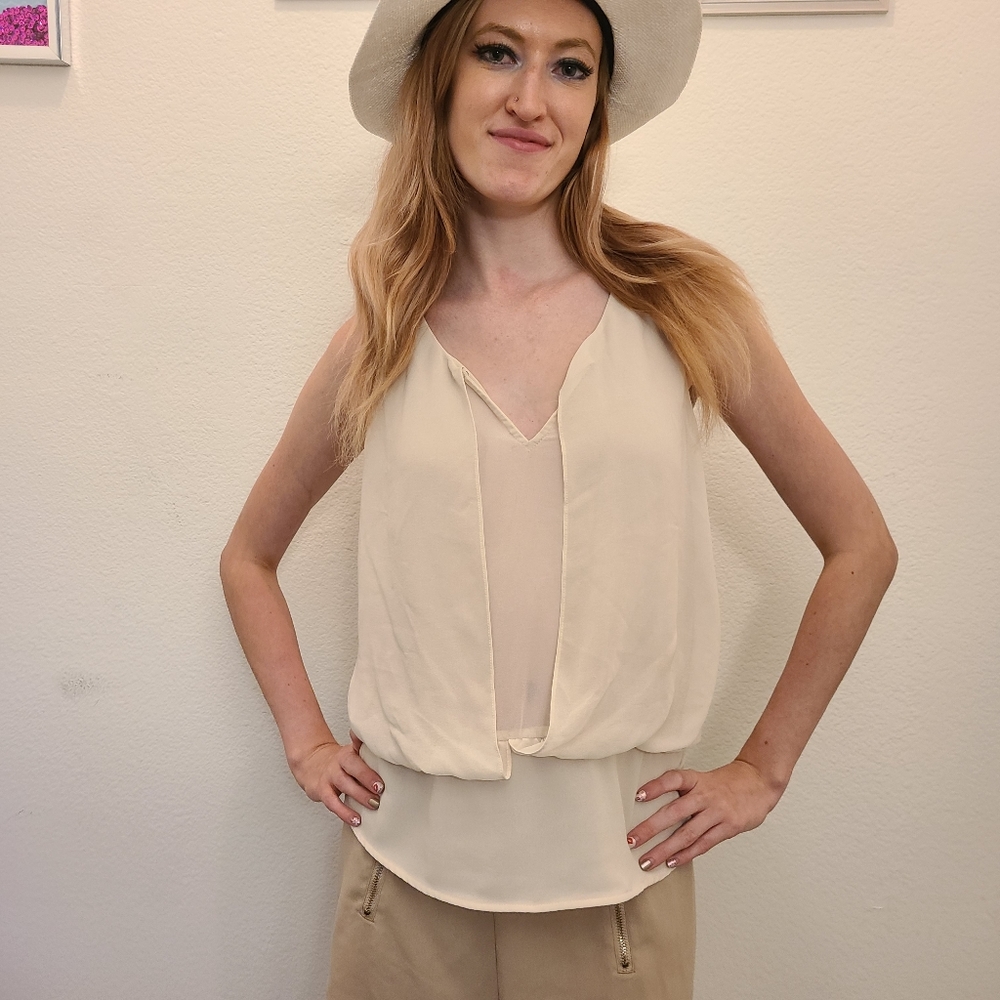 CHARLY Beautiful Blouse - Picture 4 of 9